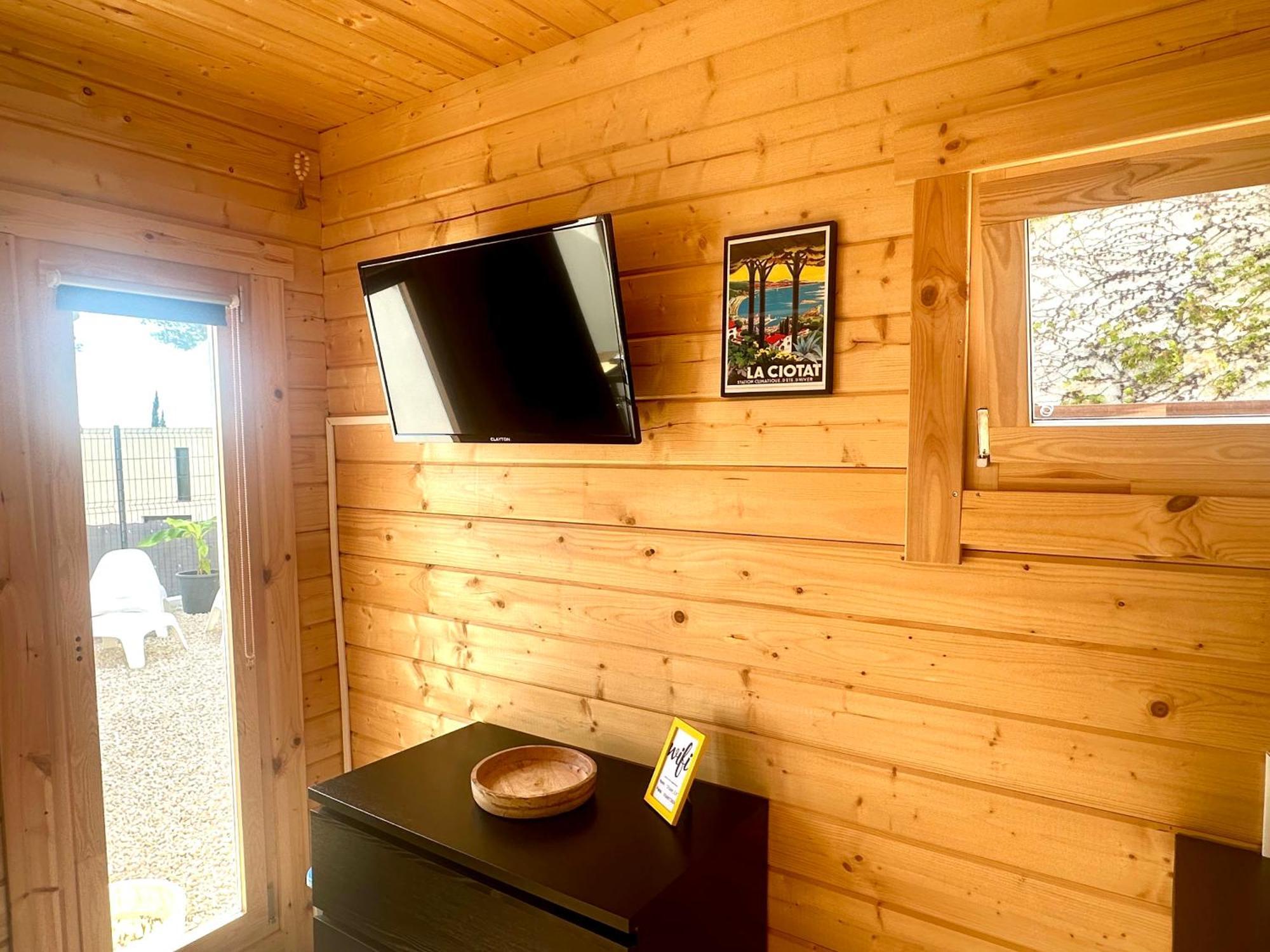 Chalet Ceyrenite Ceyreste Екстер'єр фото